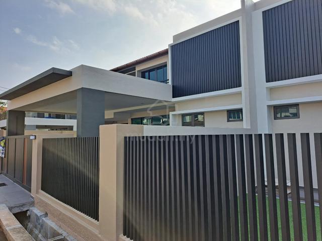 UPMARKET KUBANG BUAYA Renovated 2-storey Semi detached FREEHOLD 5 r 1