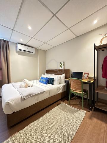 LABOR OFFER🌙Co-Living Budget Room for Rent near Melaka Jonker Street 1