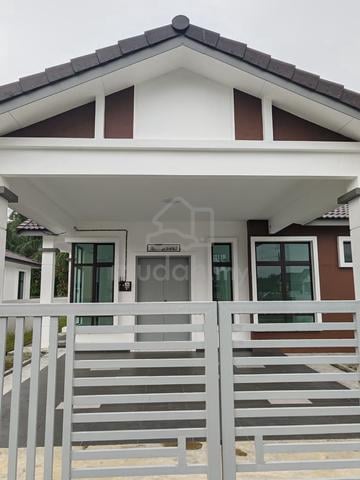 SEMI D (Rumah Baru) Untuk di Sewa Taman Desa Sungai Rambai Melaka 1