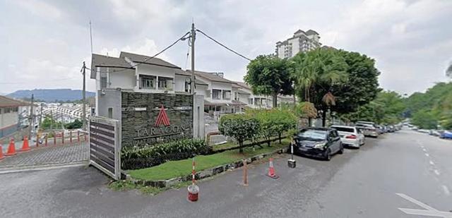 Reno Full Loan Town House Taragon Puteri, Cheras 1