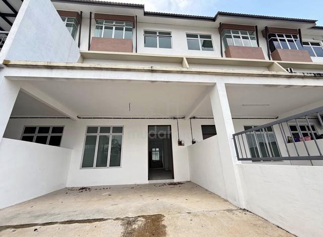 [MURAH] 3 Storey freehold House, Scientex Kundang, Kundang Jaya,Rawang 1