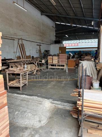 [CORNER LOT] 1-Storey Factory Warehouse Perindustrian Bukit Rambai Mlk 1