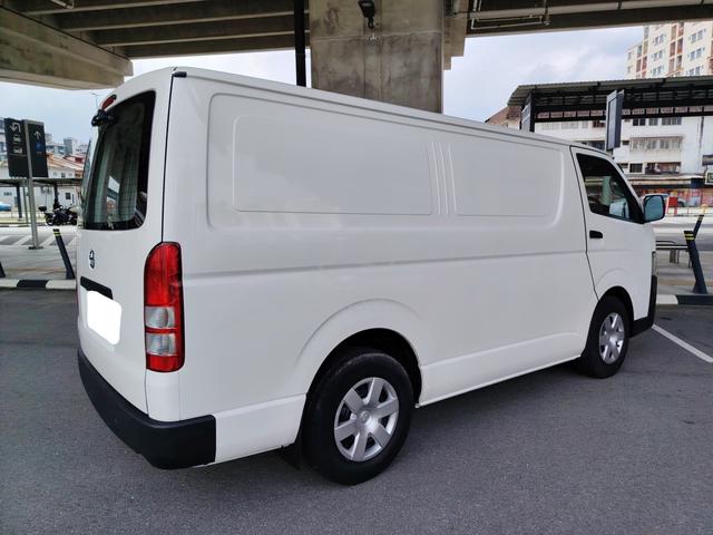 2018 Toyota HIACE 2.5 (M) Panel Van - 4