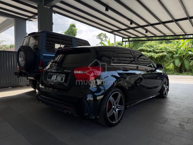 2015/20 Mercedes Benz A-CLASS A250 2.0 AMG - 4