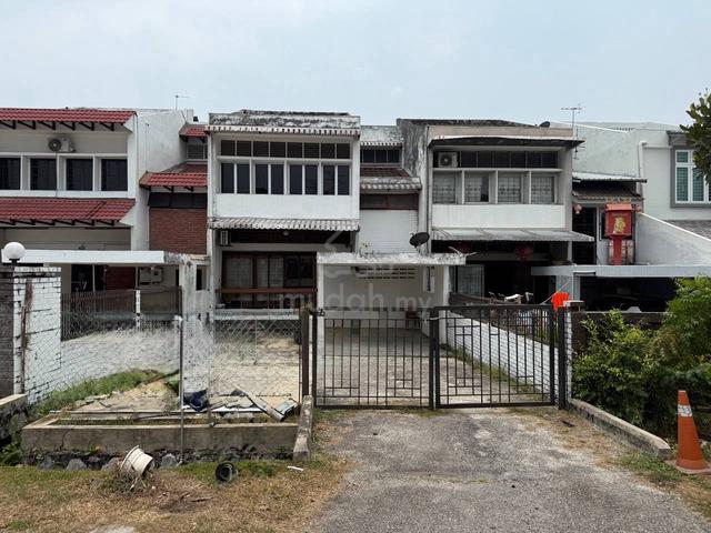 2 Storey Terrace Taman Subang (Taman Universiti)Petaling Jaya Selangor 1