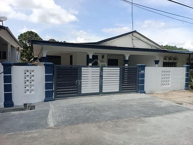 Semi D Setingkat Taman Desa Permai, Selaru, Kuala Pilah. 1
