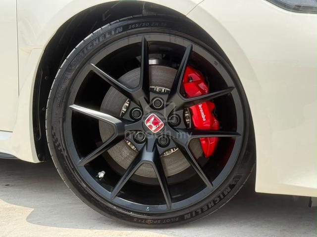RECON 14KM 2025 Honda CIVIC FL5 TYPE R GRED 6A - 4