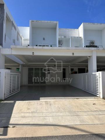 For Rent Double Storey Terraced House Hijayu Sendayan 1