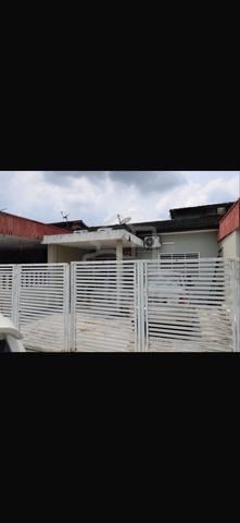 Kluang rumah sewa 1