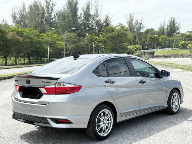 2017 Honda CITY 1.5 V FACELIFT (A) - 5