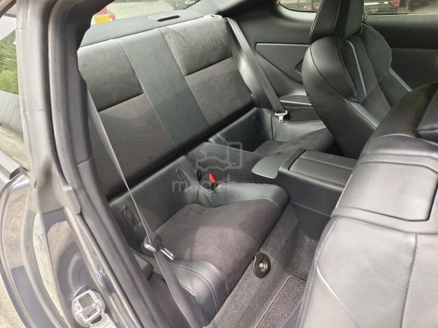 MAXLoan GR 86 RZ AT COUPE 2.0 LEATHER SEAT RWD - 4