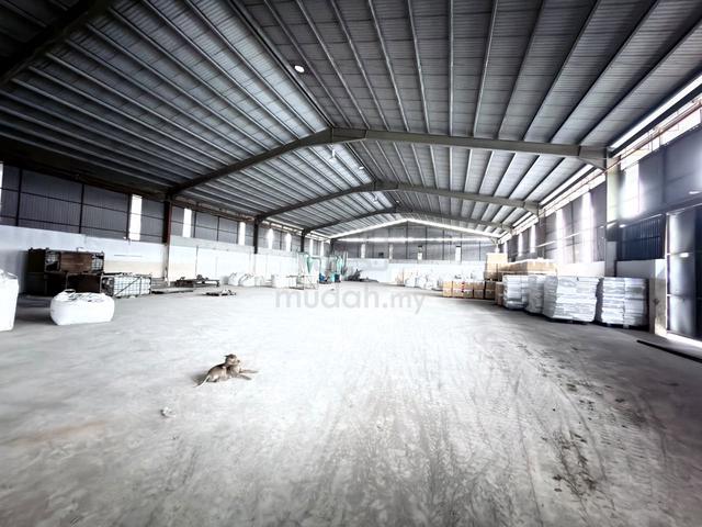 Warehouse for rent at Demak Laut, Total size: 21,120 sq ft 1