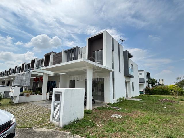 CasaView Cybersouth Corner Lot For Sale | Huge 3,132 Sq Ft Land 1