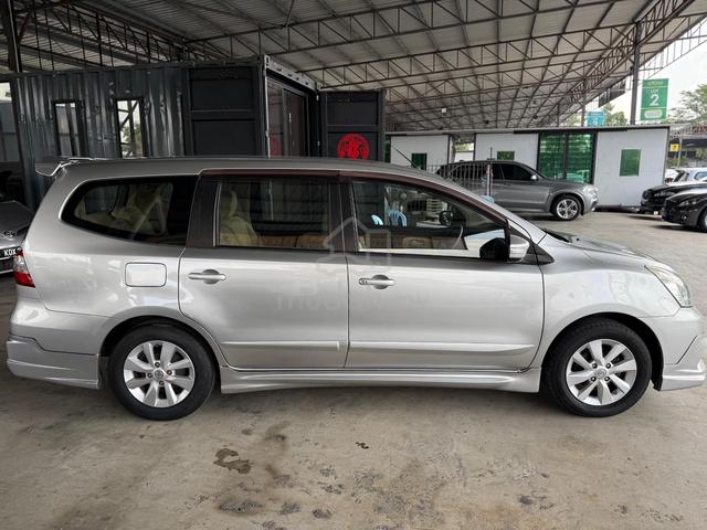 2014 Nissan GRAND LIVINA 1.8 Navi Package (A) - 4