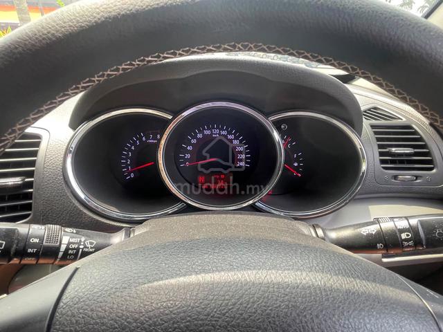 2012 Kia SORENTO 2.4 XM (A) - 4