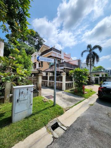 2.5 storey semi d suria residen cheras corner lot renovated guarded 1