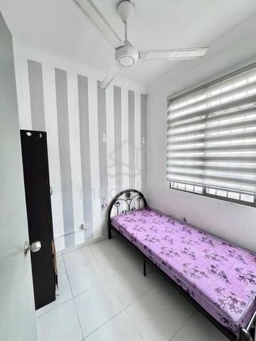 Mentari Court @ Room for Rent (Male Only) 1