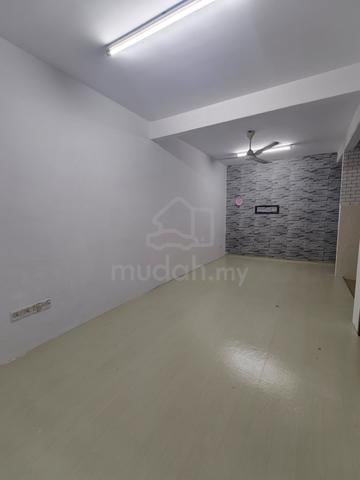 Townhouse Tanjung Minyak Perdana 1