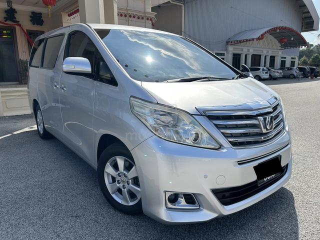 2012 Toyota ALPHARD 2.4 New paint well maintain! - 1