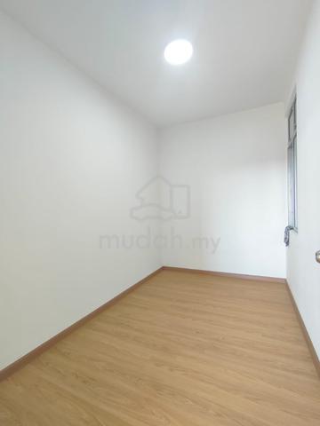 Taman Seri Molek Perdana Apartment 5
