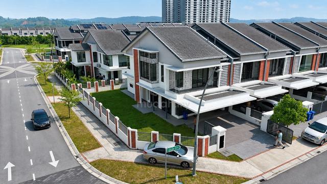 INDIVIDUAL TITLE FREEHOLD 2 Storey ELMINA GREEN 3 CORNER LOT NEW UNIT 1