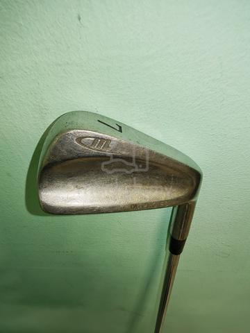 TaylorMade 200 Series Iron Set 4–PW + FREE Wedge - photo 6 of 6