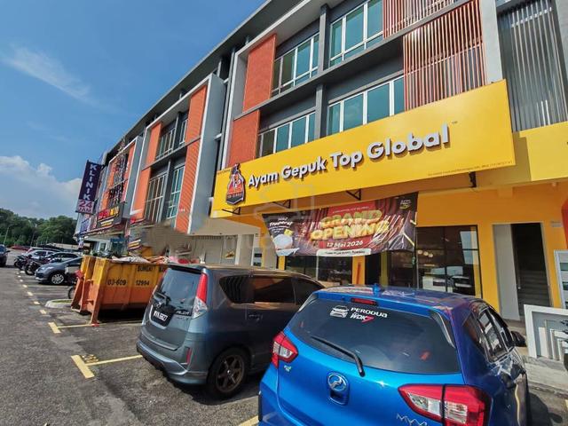 3sty BANDAR TASIK PUTERI Rawang [ 2 ADJOINING / FACING MAIN ROAD ] 1