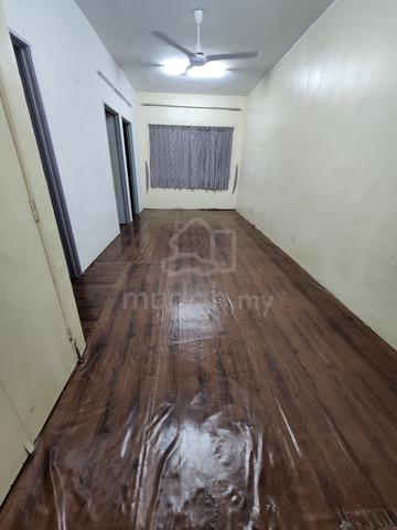 Sri Dahlia Apartment 1