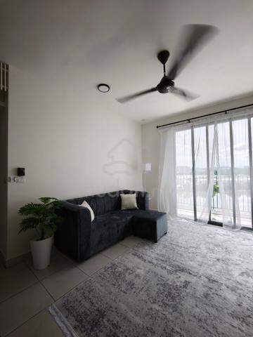 E Island Lake Haven 1