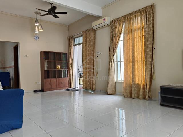 Taman J.P Perdana. Double Story Terrace corner unit. 1