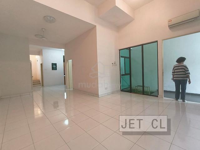 Prime Area Partially Furnished 2 Sty Avani @ Bandar Bukit Raja Klang 1