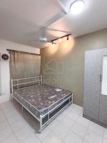 Park Avenue( Room )For Rent 1