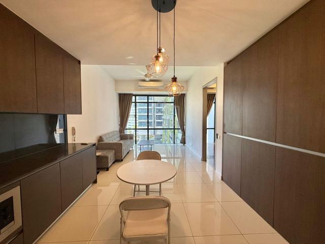 Grand Medini 1
