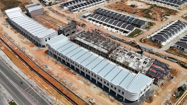 Aera Buisness Centre 2 Storey Shoplot For Rent 1