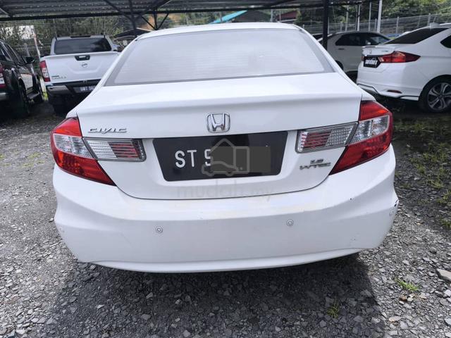 2014 Honda CIVIC 1.8 S FACELIFT (A) - 4