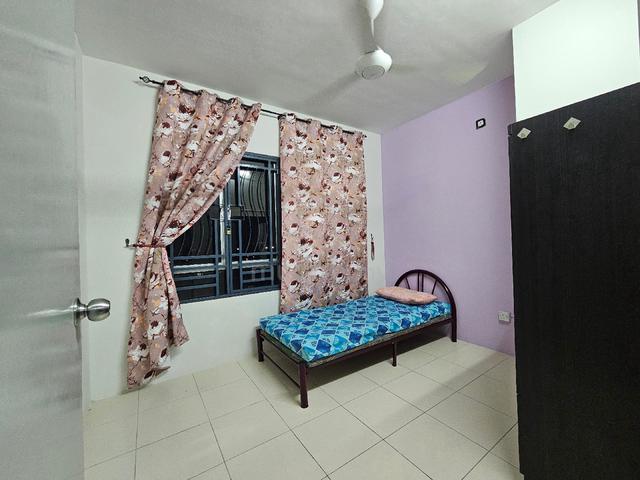 Bilik untuk disewa..Boleh move in anytime 1
