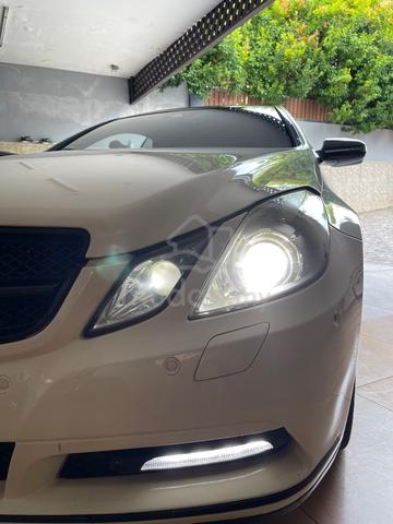 2010 Mercedes Benz E250 CGI BlueEFCY - 2