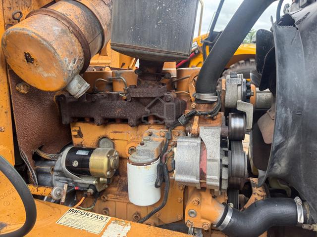 Backhoe jcb case 580 k full cabin unregistered usa - photo 6 of 6