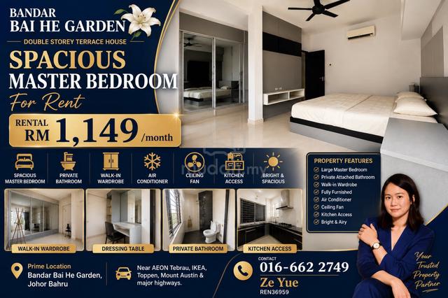 Taman Molek Gated & Guarded Big Size Master Room | Private Bathroom | 1
