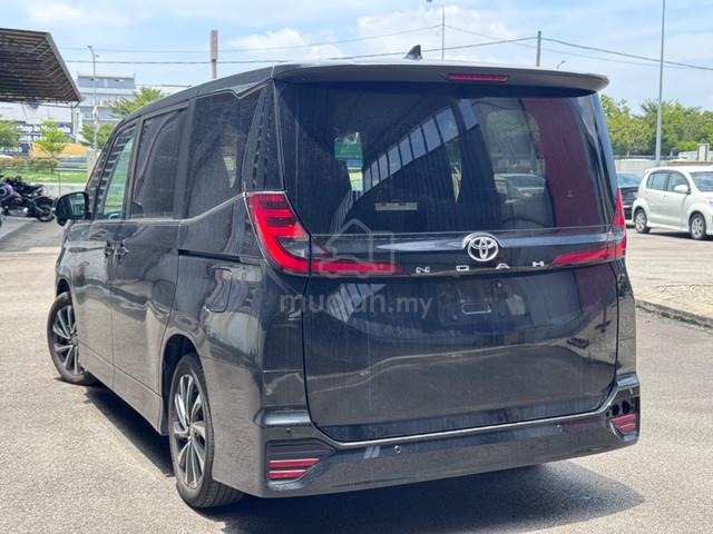 2022 Toyota NOAH 2.0 SZ BEST OFFER - 2