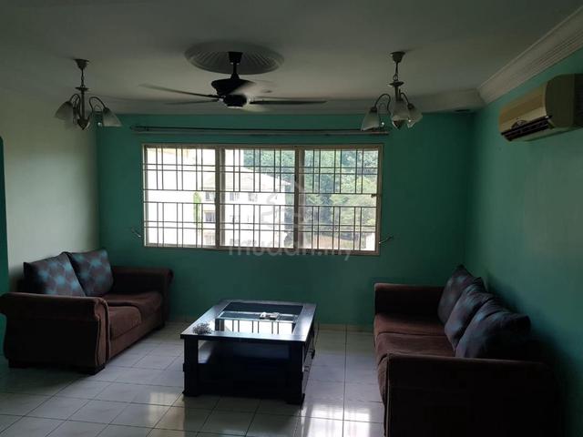 saujana apartment 1