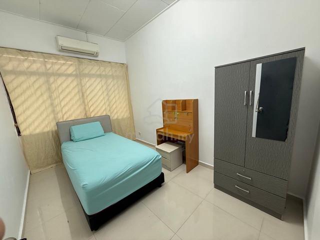 Taman Bukit mewah Double Storey / Paradigm mall / Tampoi / 4Bed 3Bath 3