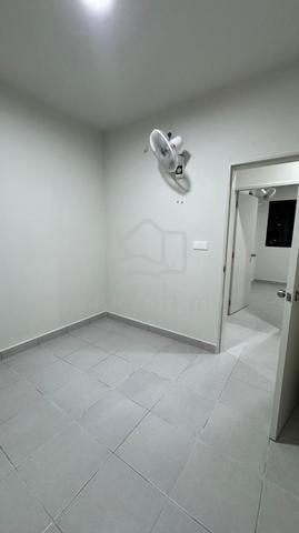 Residensi Max 1