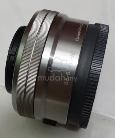 Sony 16-50mm F3.5-5.6 OSS - photo 5 of 5