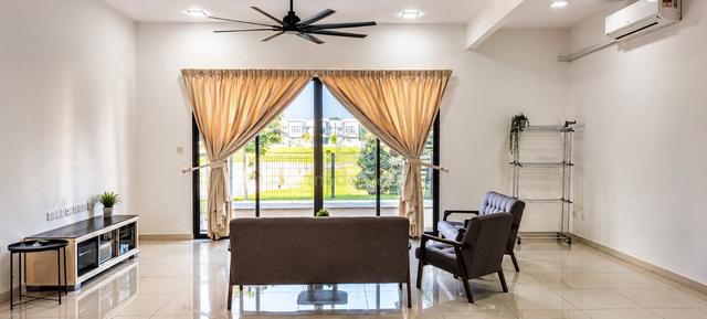[Fully Furnished] For Rent 2storey Dahlia Clover U12 Shah Alam 1