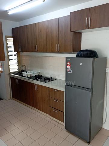 Dahlia Apartment (Taman Bunga Raya) 1