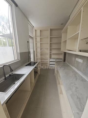 semi D villa, taman melawati 1