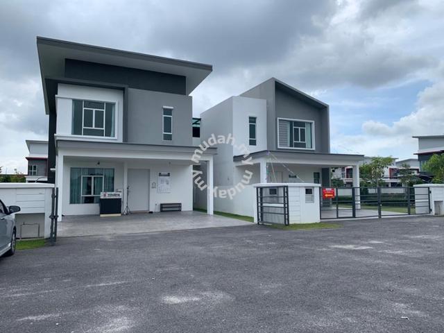 Bungalow at Klang Kapar Full Loan Freehold Free SPA Legal Free Mot 1