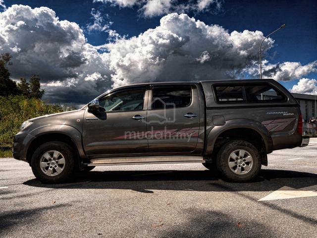 2010 Toyota HILUX 2.5 G FACELIFT DOUBLE CAB (A) - 5