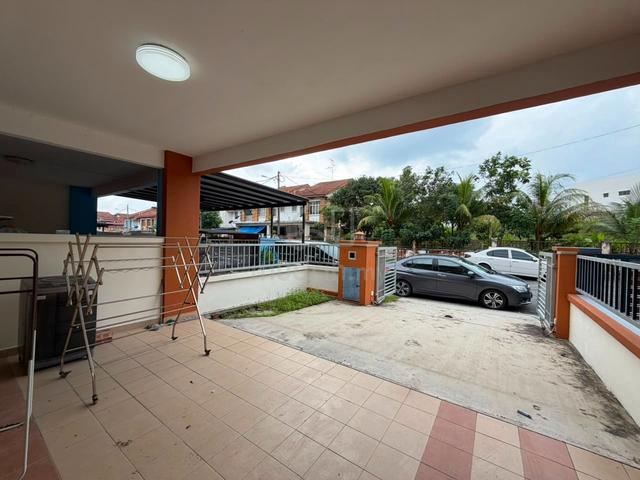 Bandar Tiram / Brand NEW double Storey / 22x70 / Full loan / low dep 1
